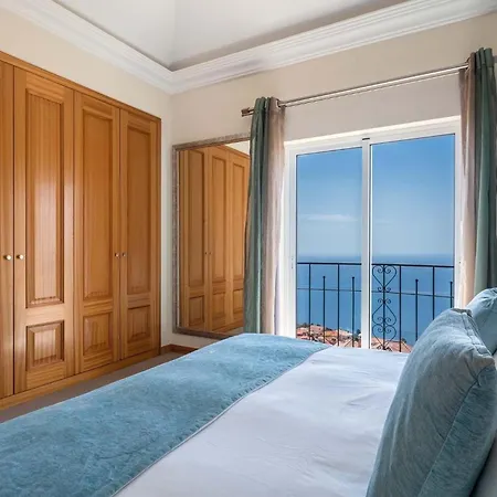Ferienhaus Fuer 6 Personen Ca 350 Qm In Funchal, Madeira Und Umgebung *